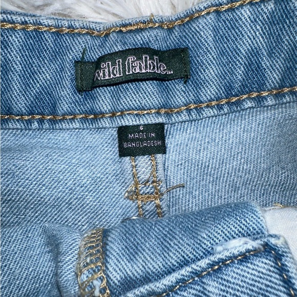 Wild Fable Highest Rise Cut-Off Shorts Distressed Size 6 Light wash Button Fly - Picture 2 of 3
